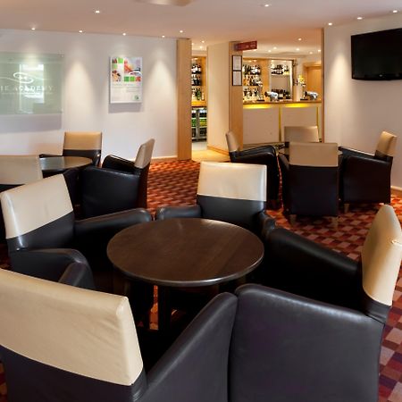 Holiday Inn Basingstoke, An Ihg Hotel Restaurante foto