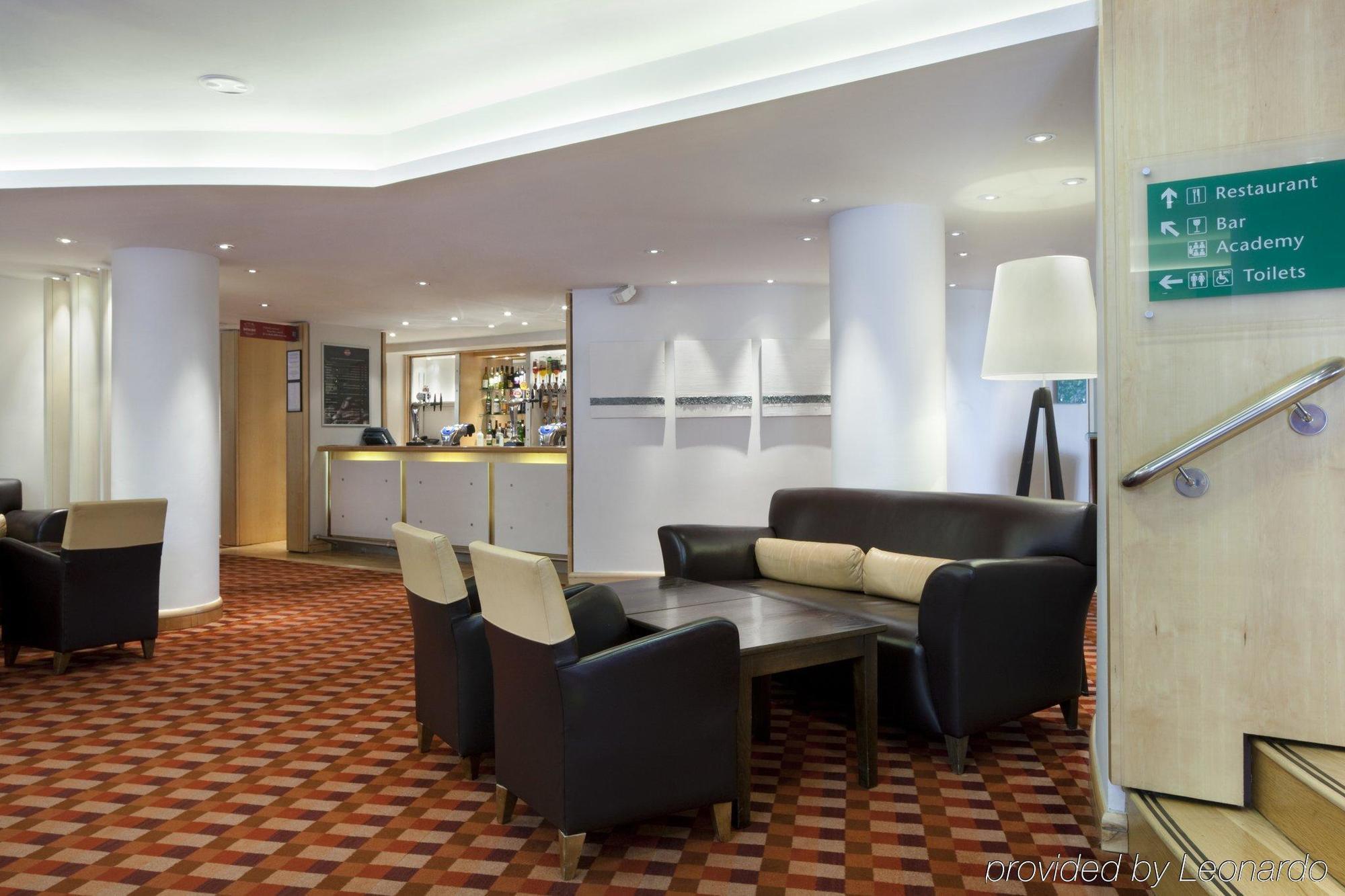 Holiday Inn Basingstoke, An Ihg Hotel Interior foto